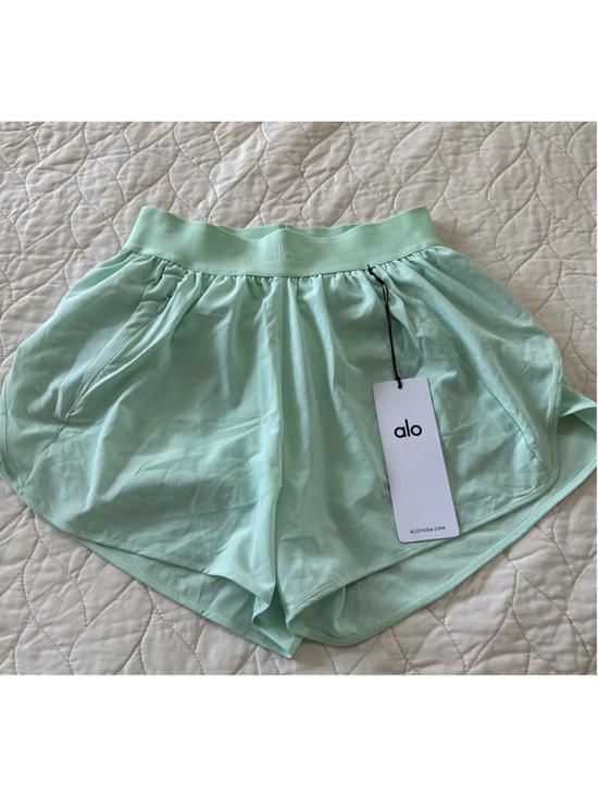 Alo Yoga Pants - Alo Yoga Match Point Short Green S